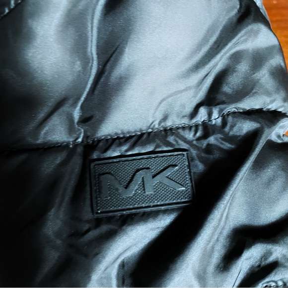 Michael Kors Boys 3T Puffer Jacket Black Camo Hooded Winter Coat - Picture 6 of 9